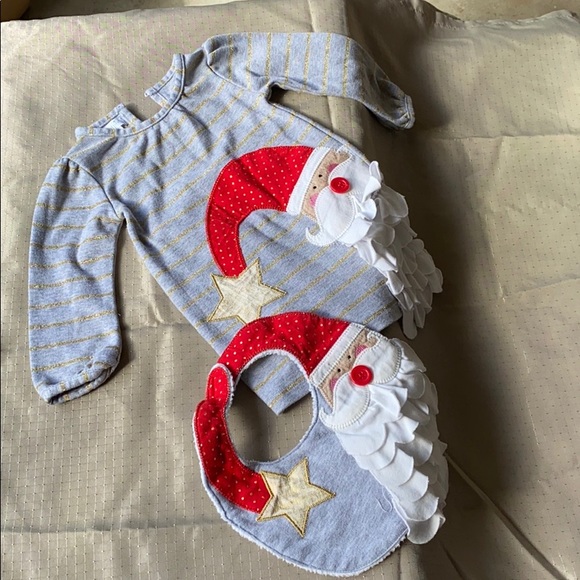 Mud Pie Other - Santa shirt and Bib
